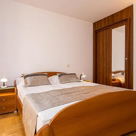 Apartament Crnekovic I Zarok
