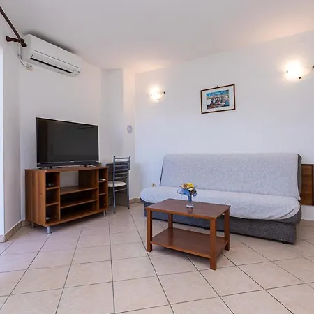 Apartament Crnekovic I Zarok *