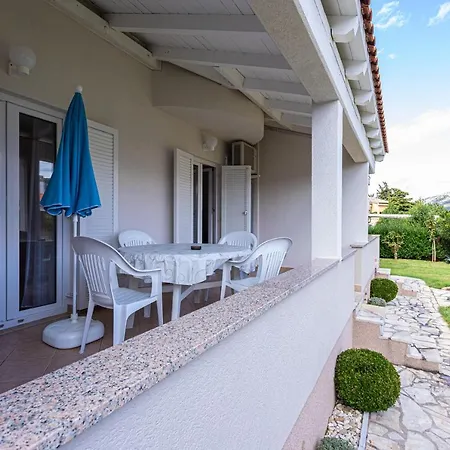 Crnekovic I Zarok Apartment Baska (Krk)