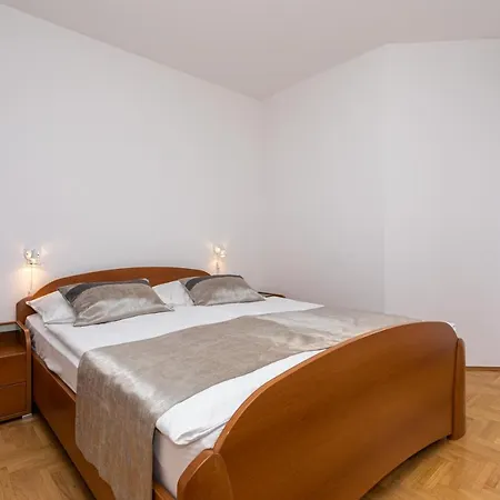 Crnekovic I Zarok * Baška