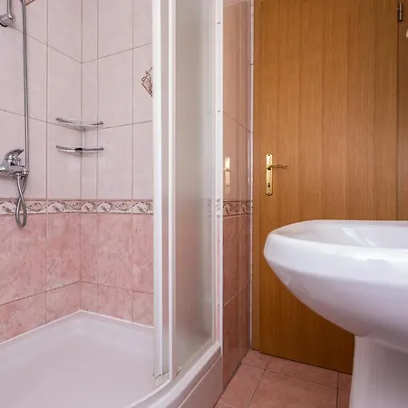 Crnekovic I Zarok Apartament *