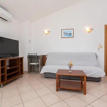 Apartament Crnekovic I Zarok *