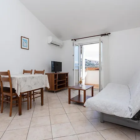 Crnekovic I Zarok Apartment *