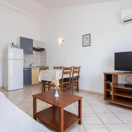 Crnekovic I Zarok Apartment Baska (Krk)