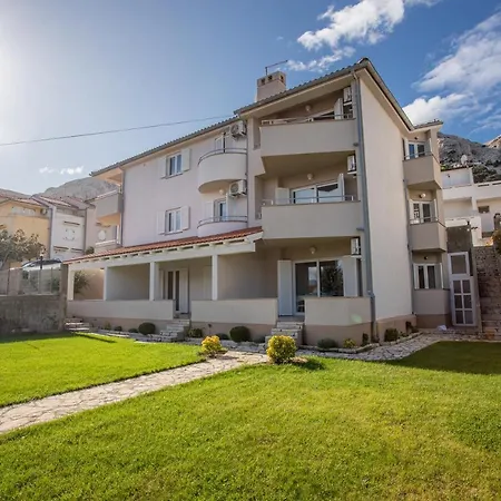 Crnekovic I Zarok Baska (Krk)
