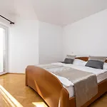 Apartament Crnekovic I Zarok Baška