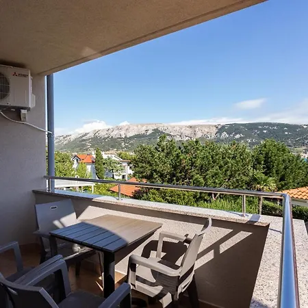 Crnekovic I Zarok 바슈카