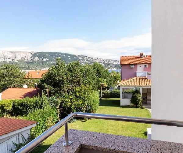 Apartament Crnekovic I Zarok *